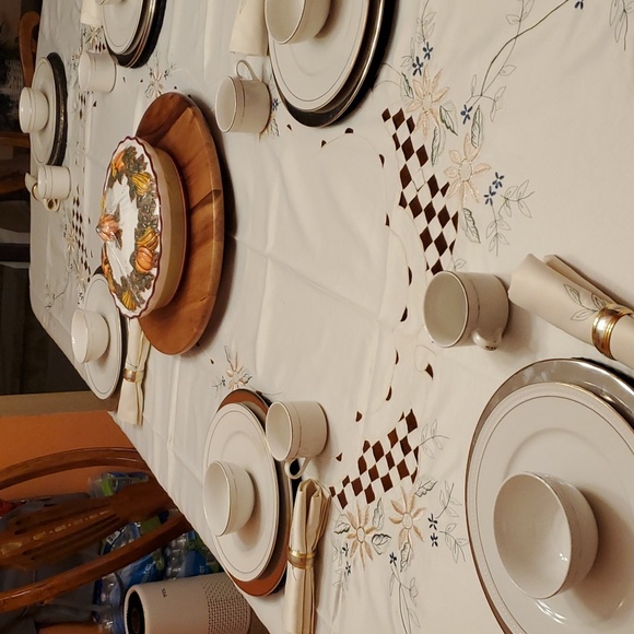 Home Dinner set - Picture 7 of 7